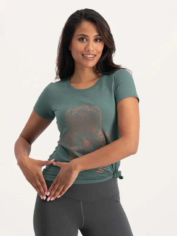 Urban Goddess Hamsa Core Yoga Tee - Forest Front Pockets Side Pockets Patch Pockets