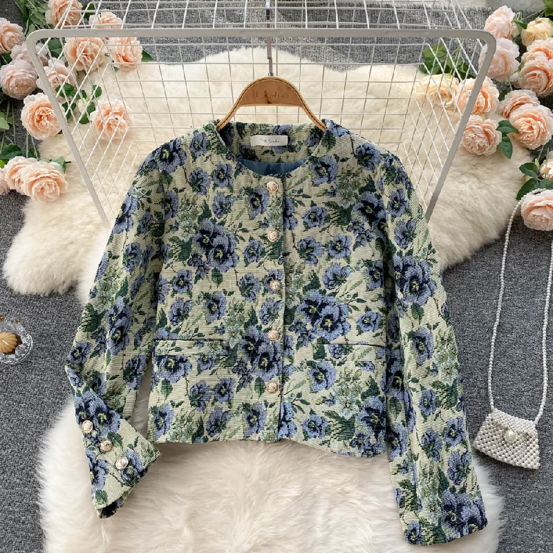 Vintage small fragrance tweed coat  1560 Appliqued Beaded Sequined