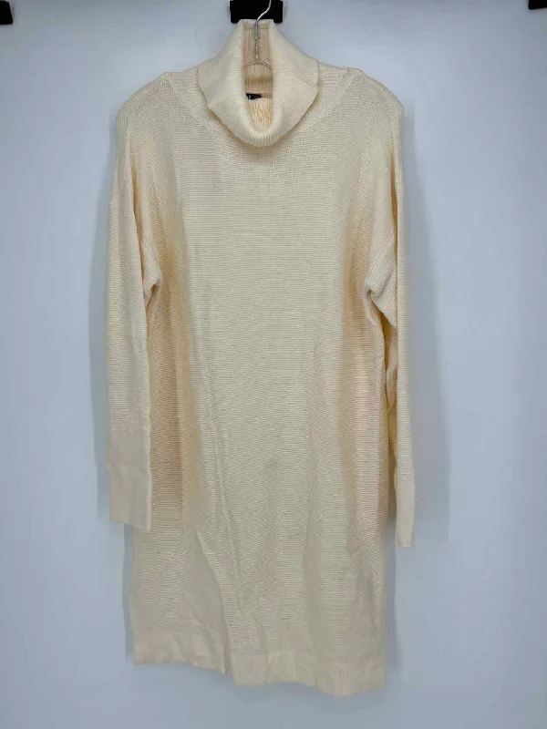BTFBM Size M Vanilla NWT Sweater Dress