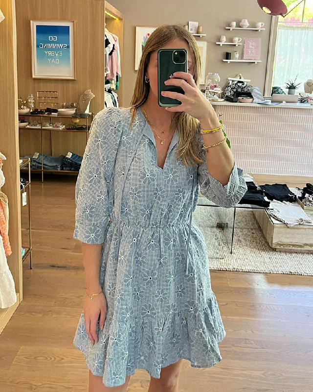 Greylin Daisy Popover Dress In Chambray