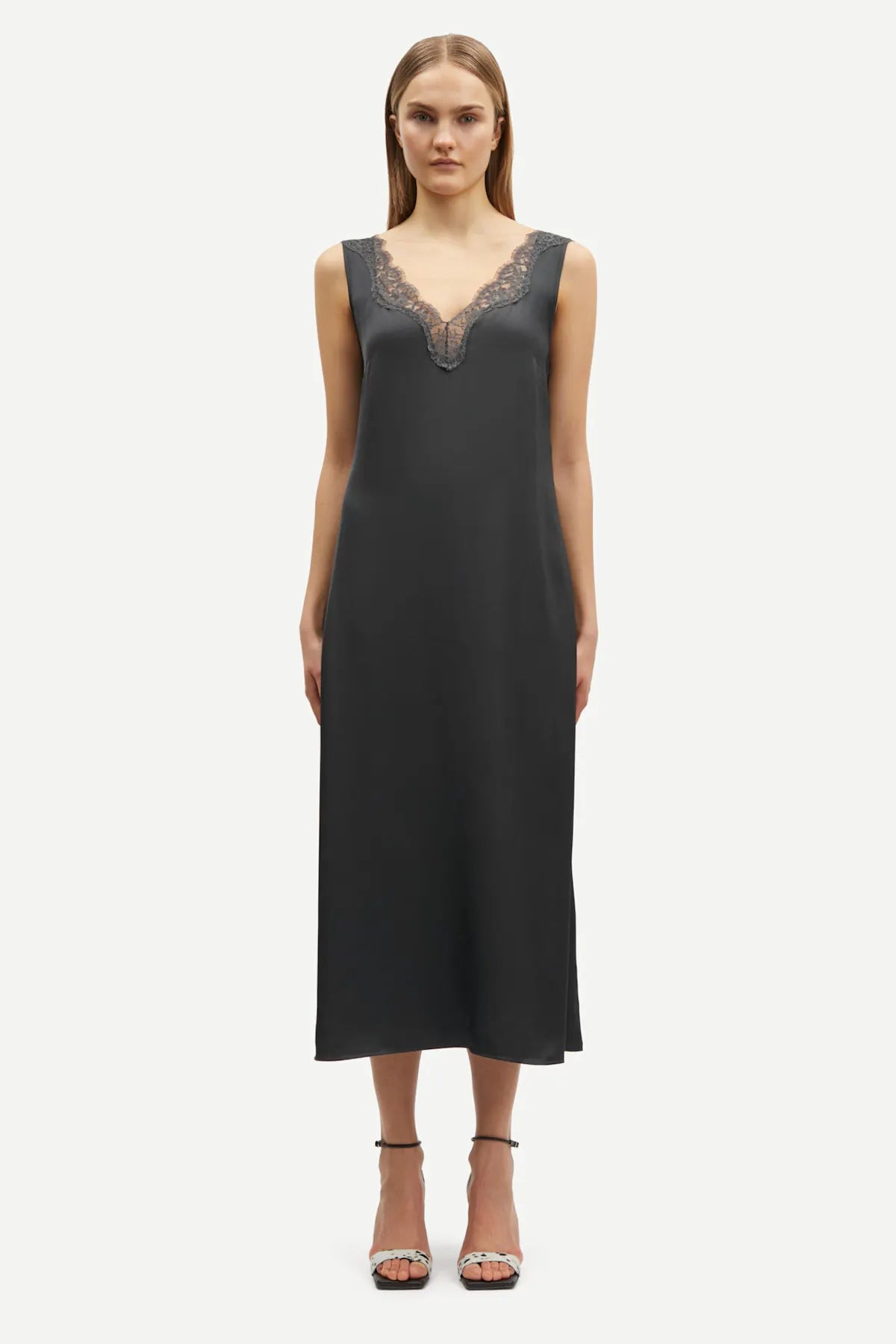 Samacy dress in black oyster