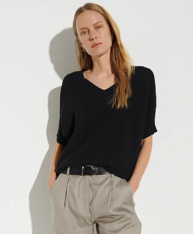 Essential V Pullover Bateau Neck Pullover