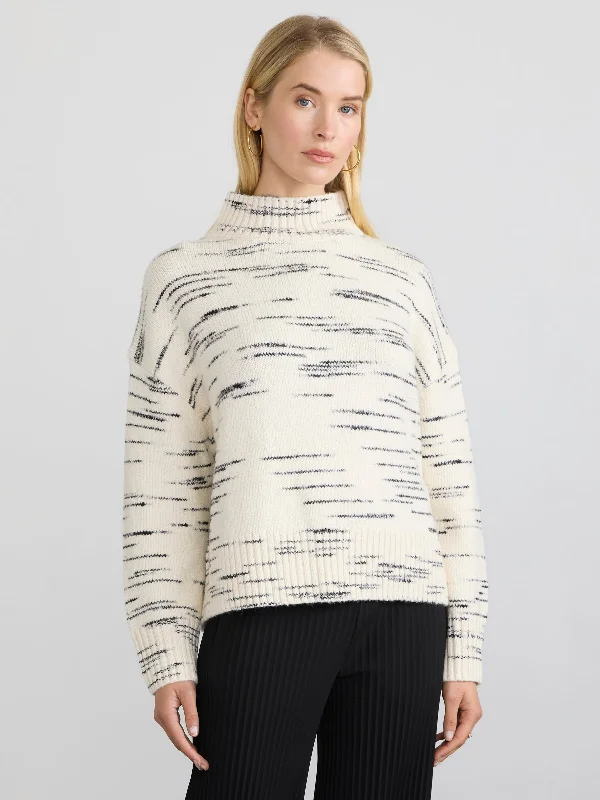 PATISSERIE PULLOVER Short Sleeve Top