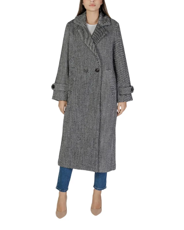 Vila Clothes V-Neck Long Sleeve Buttoned Coat with Front Pockets Front Pockets Side Pockets Patch Pockets